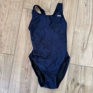 NWOT TYR Women's Durafast One Maxfit Swimsuit Navy Blue UPF50+ Small 32